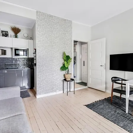 Compact Studio For 4 Trendy Kallio Travellers Apartman