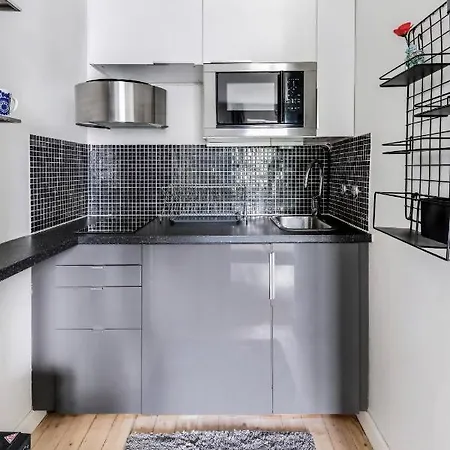 Compact Studio For 4 Trendy Kallio Travellers Ελσίνκι